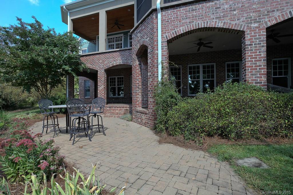 2706 Island Cove Road Fort Mill, SC 29708 - Photo 2 of 24 Gallery Image 2