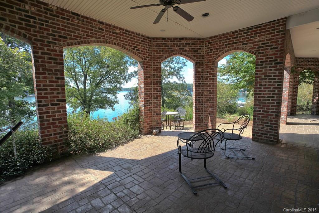 2706 Island Cove Road Fort Mill, SC 29708 - Photo 22 of 24 Gallery Image 22