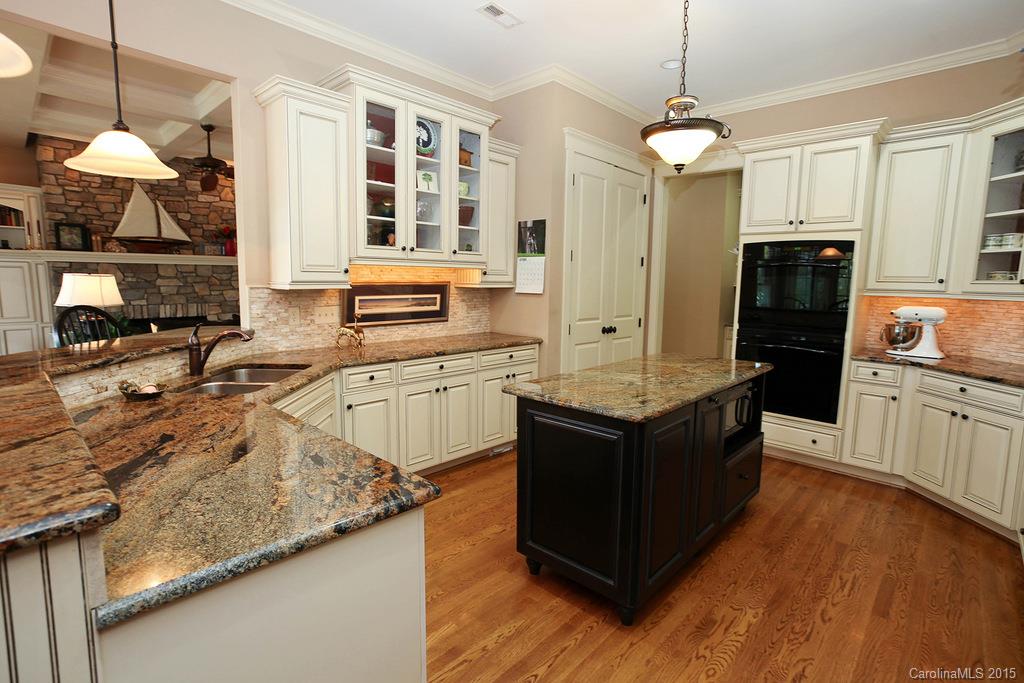 2706 Island Cove Road Fort Mill, SC 29708 - Photo 7 of 24 Gallery Image 7