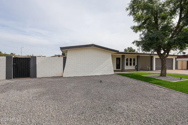 $590,000 | 2267 East Caballero Circle, Mesa, AZ 85213