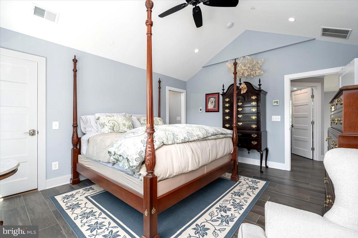 583 Riverside Drive Pasadena, MD 21122 - Photo 24 of 54 Owners Suite
