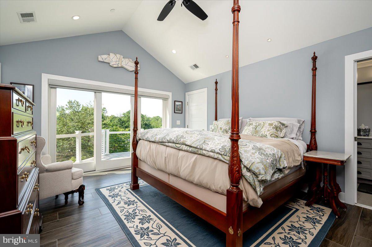 583 Riverside Drive Pasadena, MD 21122 - Photo 4 of 54 Luxurious Owners Suite
