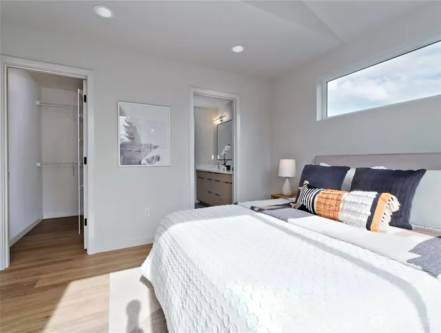 $595,000 | 6920 B Flora Avenue South, Seattle, WA 98108