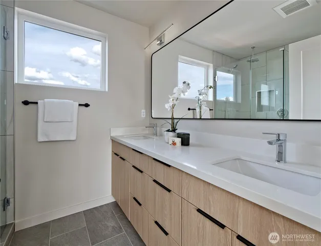 $595,000 | 6920 B Flora Avenue South, Seattle, WA 98108