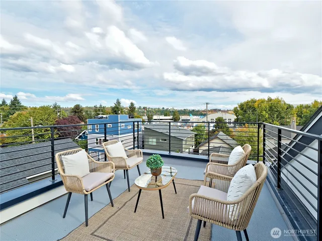 $595,000 | 6920 B Flora Avenue South, Seattle, WA 98108