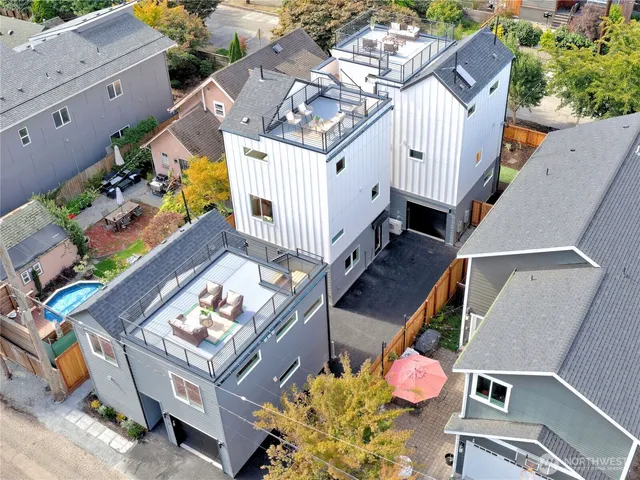 $595,000 | 6920 B Flora Avenue South, Seattle, WA 98108