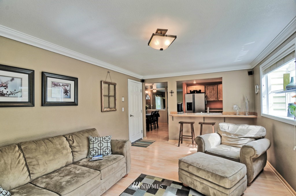 16617 26th Drive Southeast Bothell, WA 98012 - Photo 10 of 25 Gallery Image 10