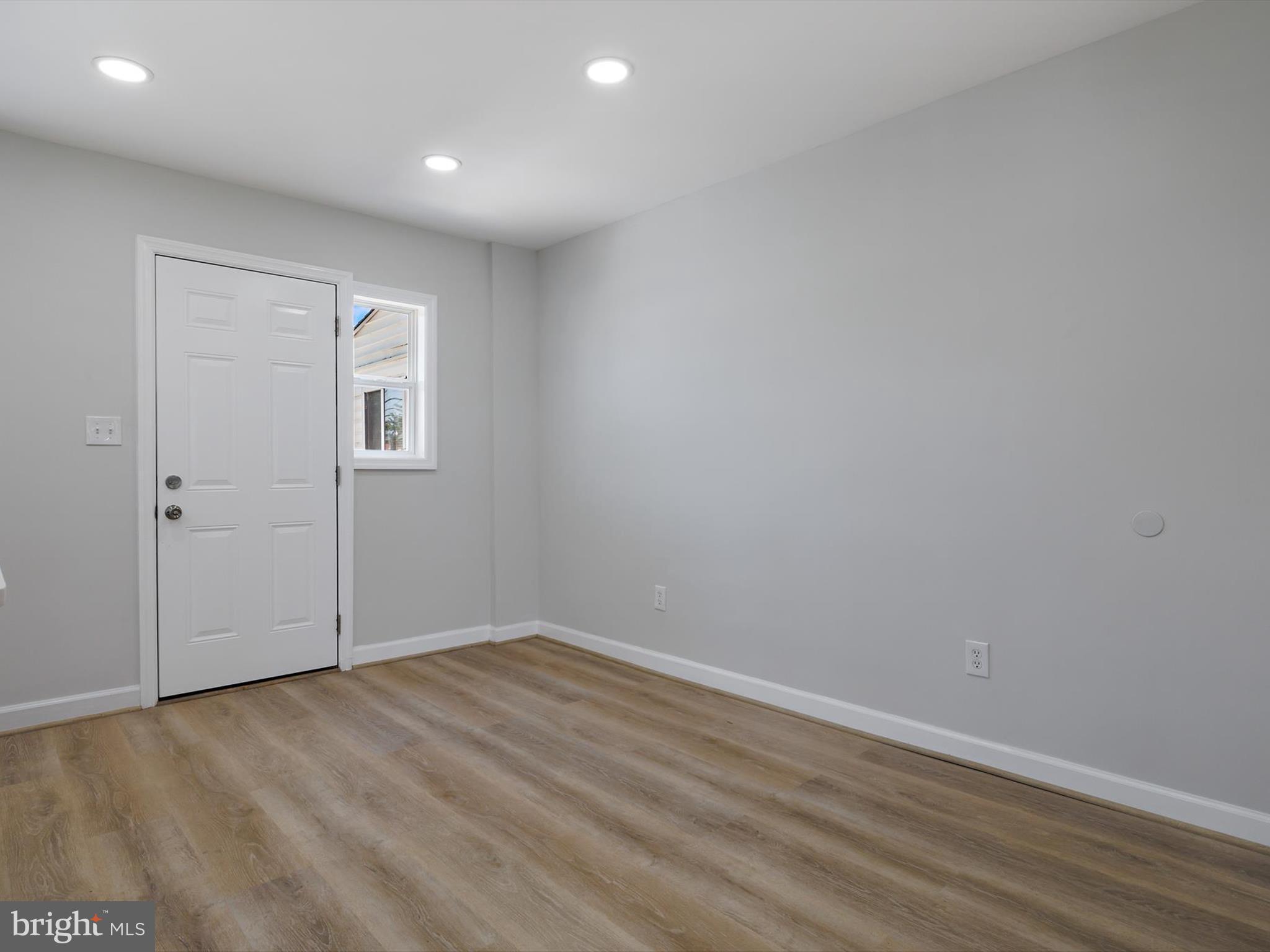 7907 Wallace Road Dundalk, MD 21222 - Photo 8 of 34