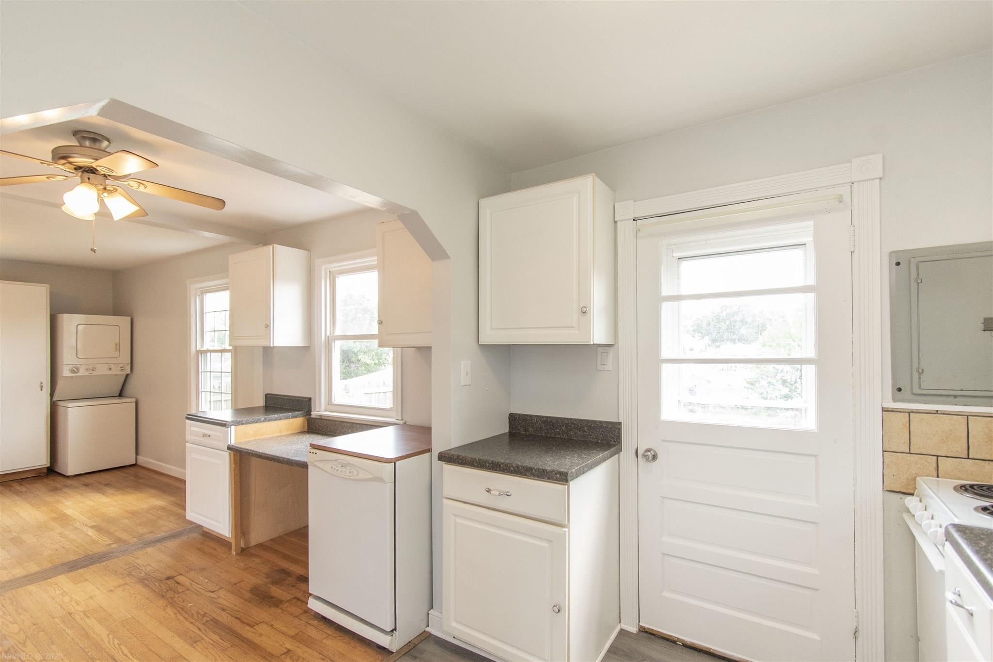 7540 Ridge Road Radford, VA 24141 - Photo 15 of 25 Gallery Image 15