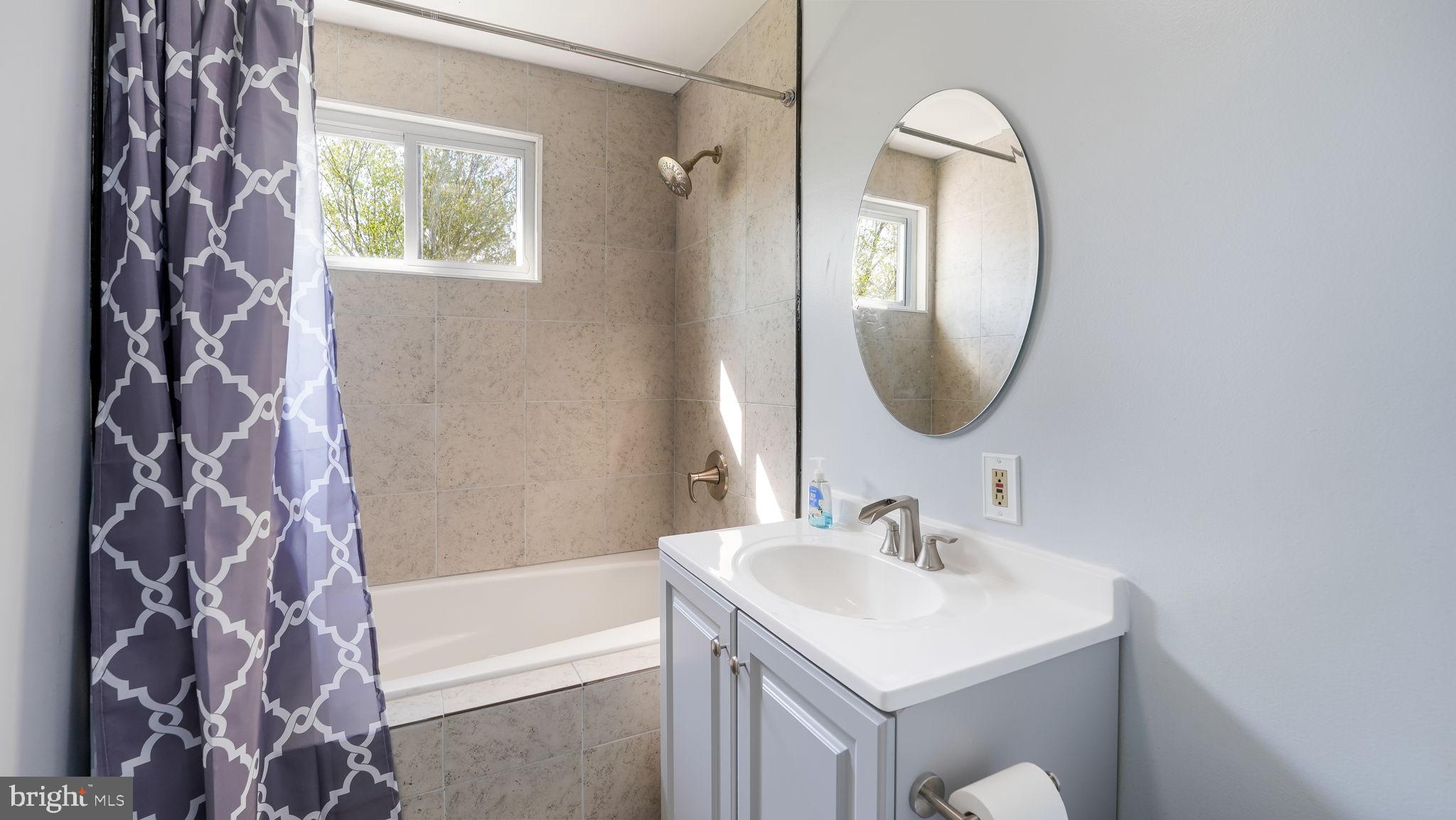 315 Northview Road Telford, PA 18969 - Photo 24 of 36 Updated Bathroom