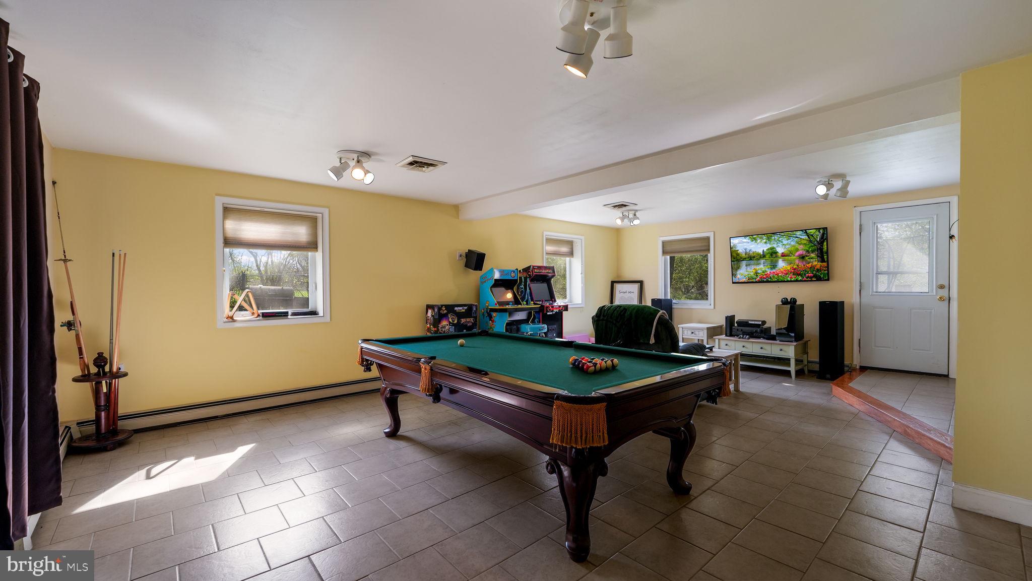 315 Northview Road Telford, PA 18969 - Photo 25 of 36 Lower Level - Game Time!