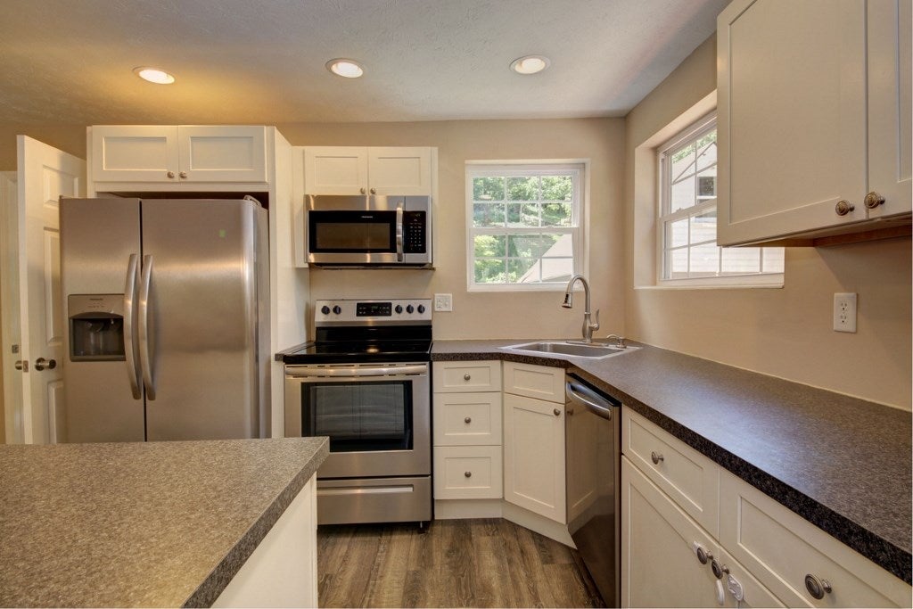 6887 Merritts Crk Road Huntington, WV 25702 - Photo 14 of 32 Gallery Image 14