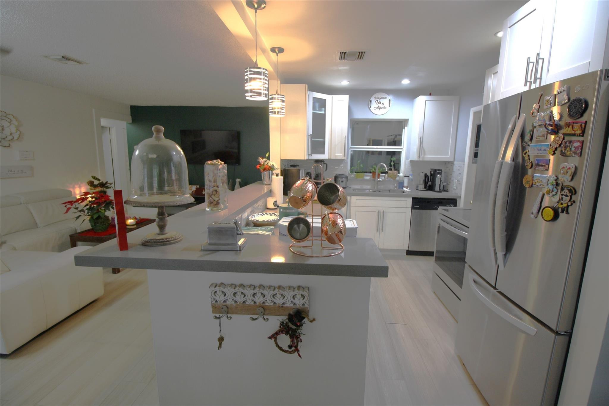 7329 Stardust Drive, Unit 7329 Hialeah, FL 33015 - Photo 2 of 30 Photo 2