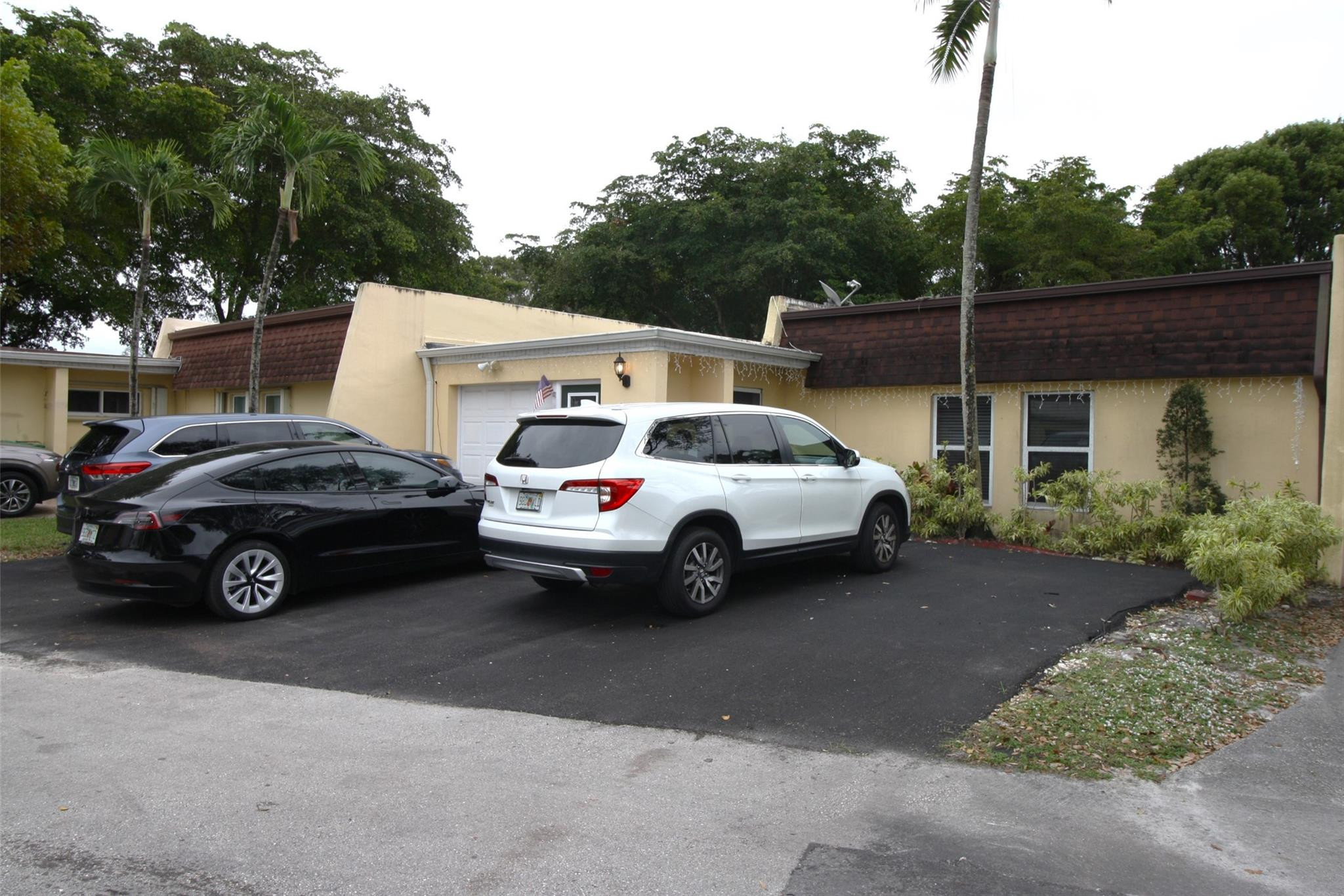 7329 Stardust Drive, Unit 7329 Hialeah, FL 33015 - Photo 5 of 30 Photo 5