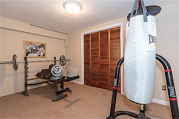 21 Landmark Road Westford, MA 01886 - Photo 29 of 30 Gallery Image 29