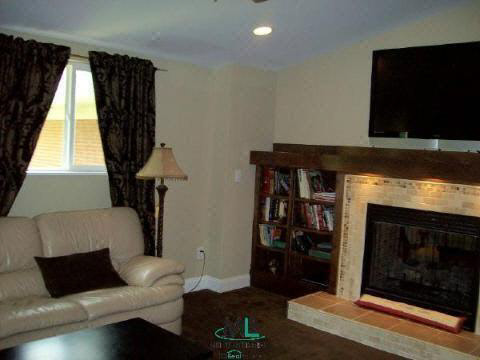 891 Lake Shore Road Grosse Pointe, MI 48236 - Photo 4 of 17 31045804-3.JPG