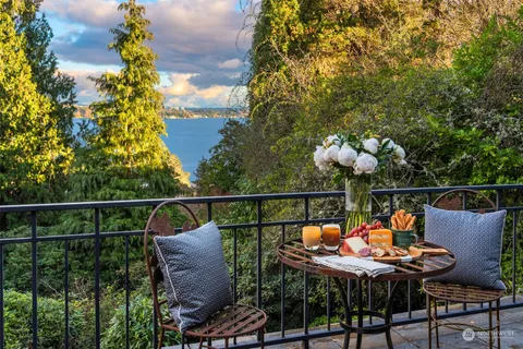 $3,495,000 | 3802 East John Street, Seattle, WA 98112