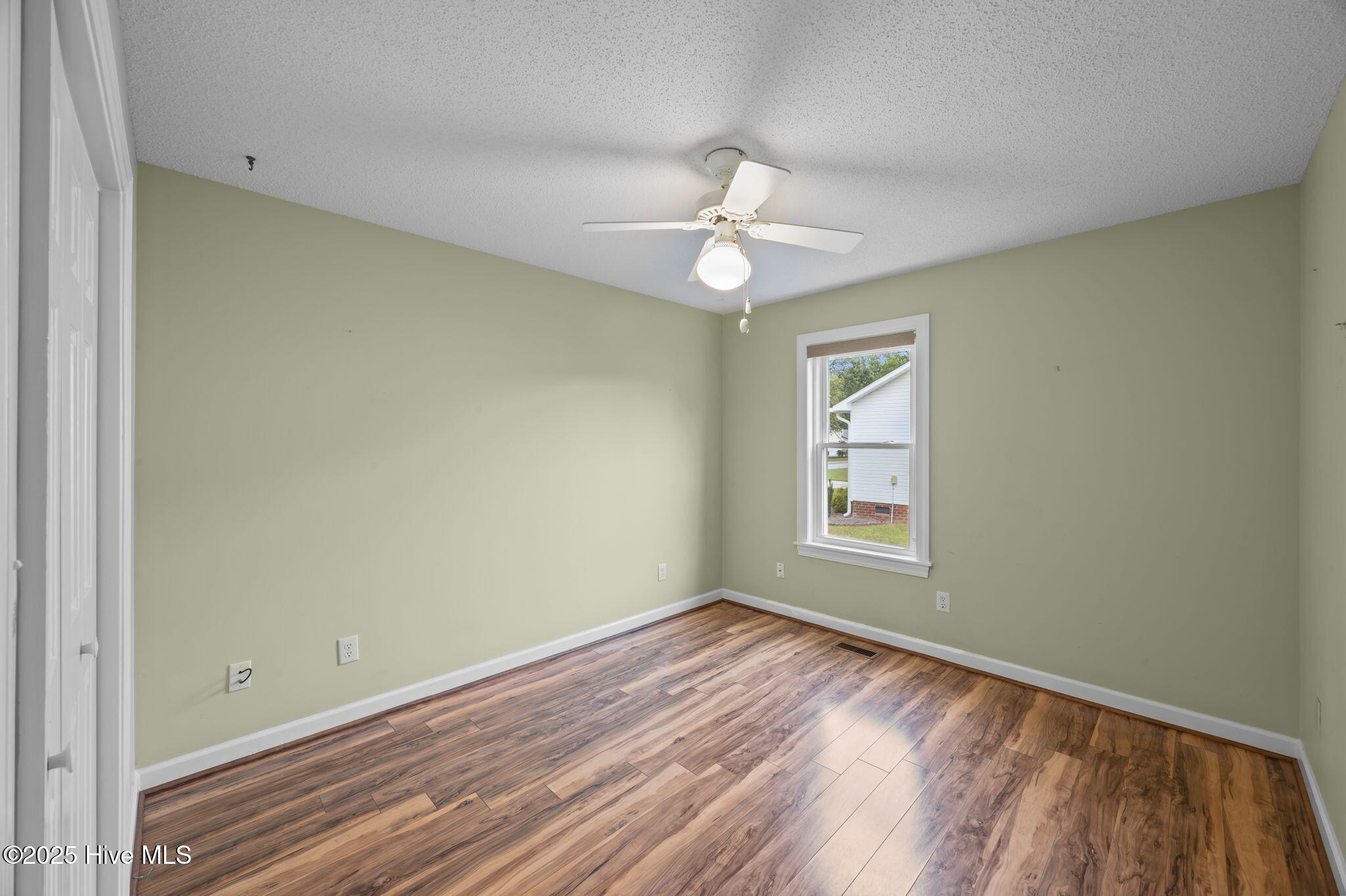 4109 Yarmouth Road New Bern, NC 28562 - Photo 12 of 50 18-web-or-mls-0C0A0051