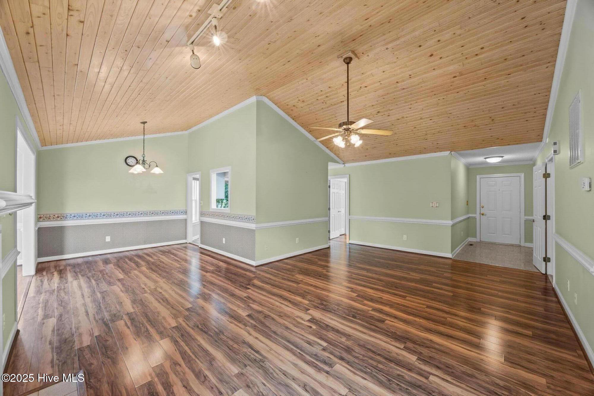 4109 Yarmouth Road New Bern, NC 28562 - Photo 8 of 50 L/R