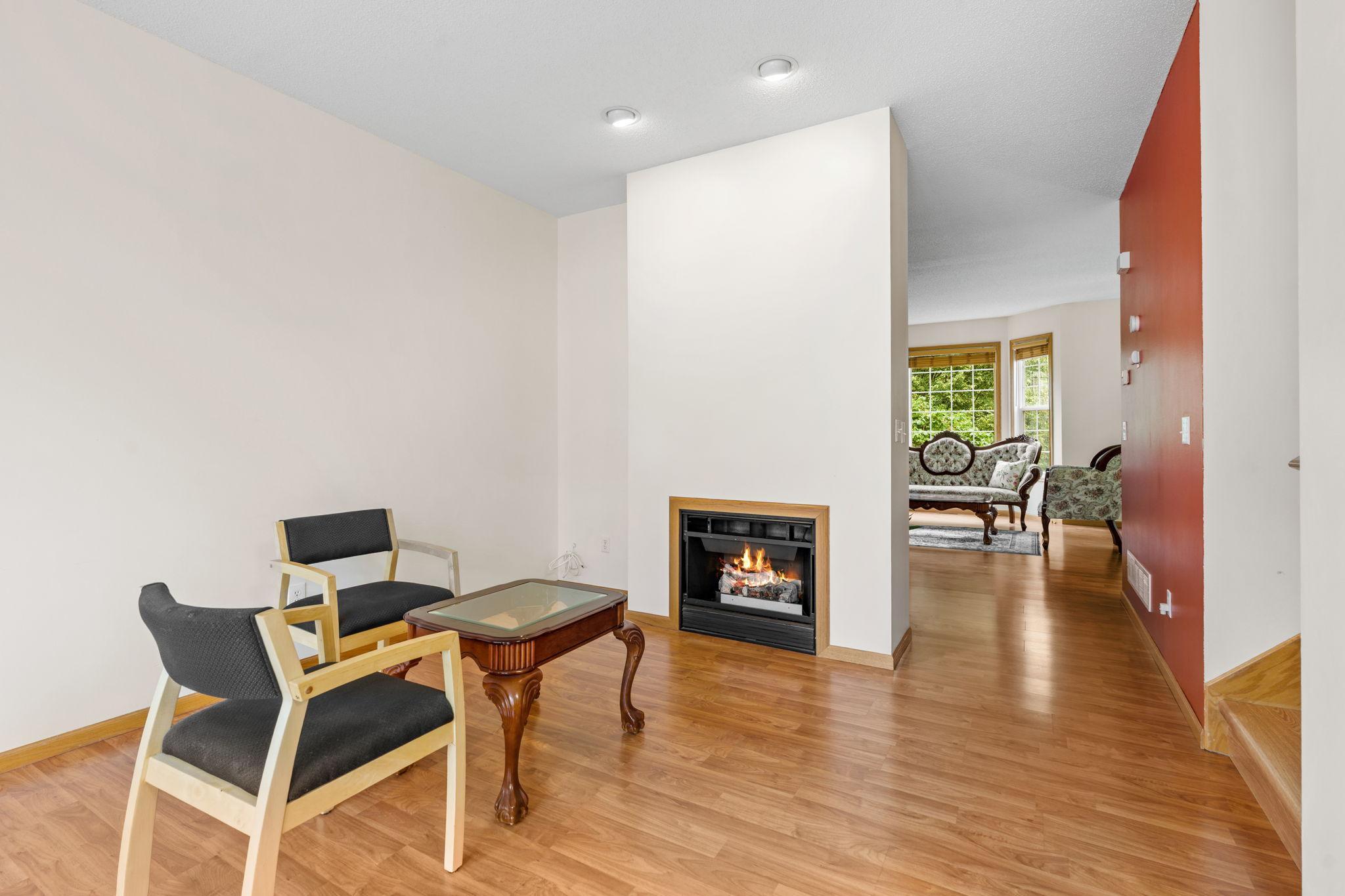 1778 Riverside Drive Shakopee, MN 55379 - Photo 7 of 30