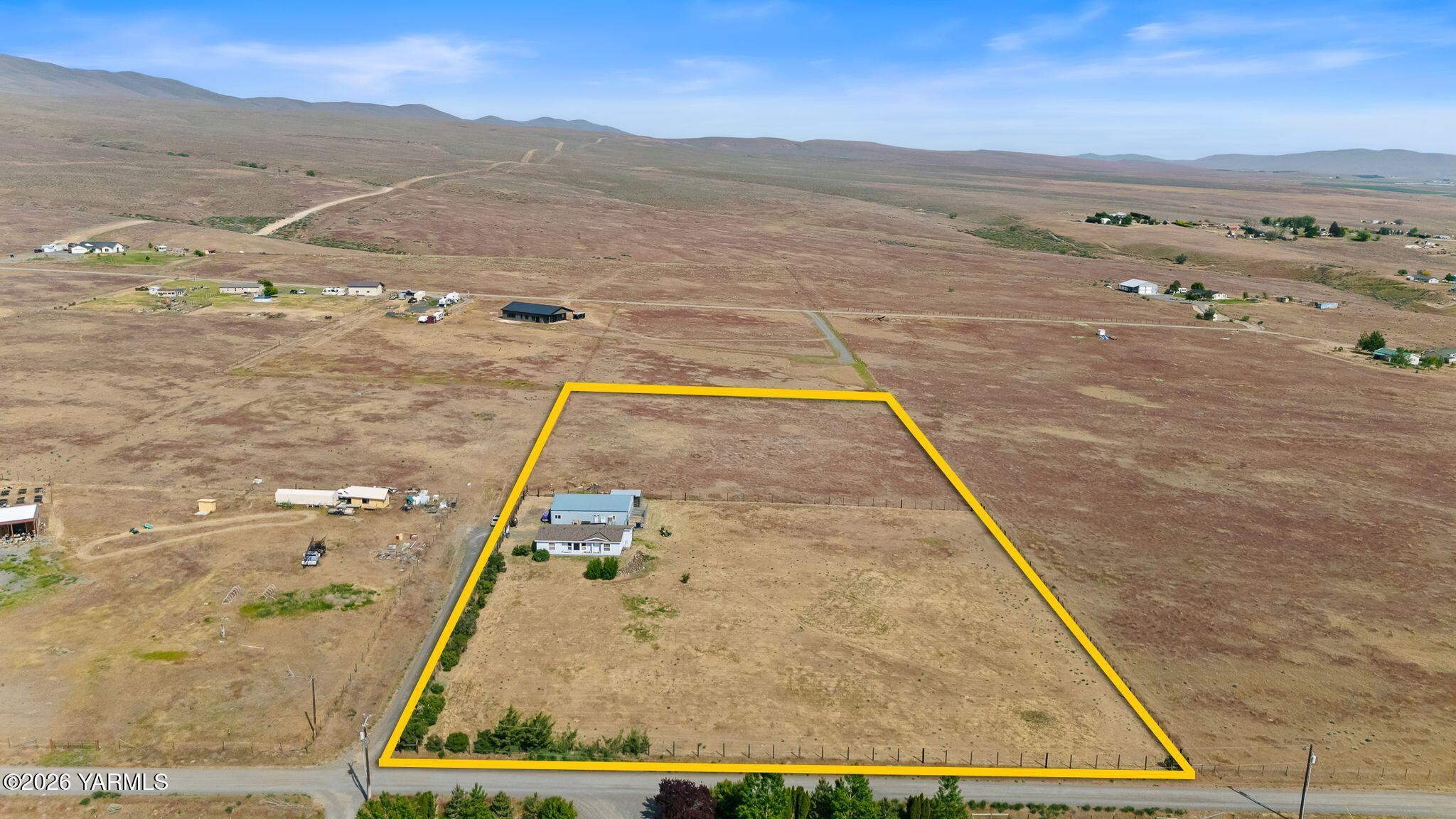12076 Mieras Road Moxee, WA 98936 - Photo 22 of 27 12076 Mireas Rd Aerials-2 prop