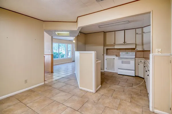 $185,000 | 511 East Rainey Street, Mason, TX 76856