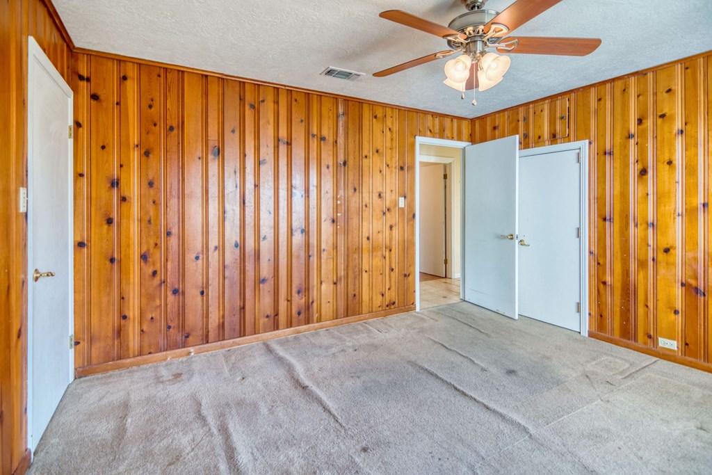 511 East Rainey Street Mason, TX 76856 - Photo 29 of 63 a view of a room with a window and a ceiling fan