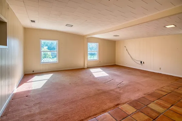 $185,000 | 511 East Rainey Street, Mason, TX 76856