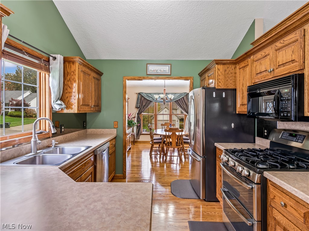 1162 Rolena Circle Northwest Canton, OH 44708 - Photo 12 of 34 Gallery Image 12
