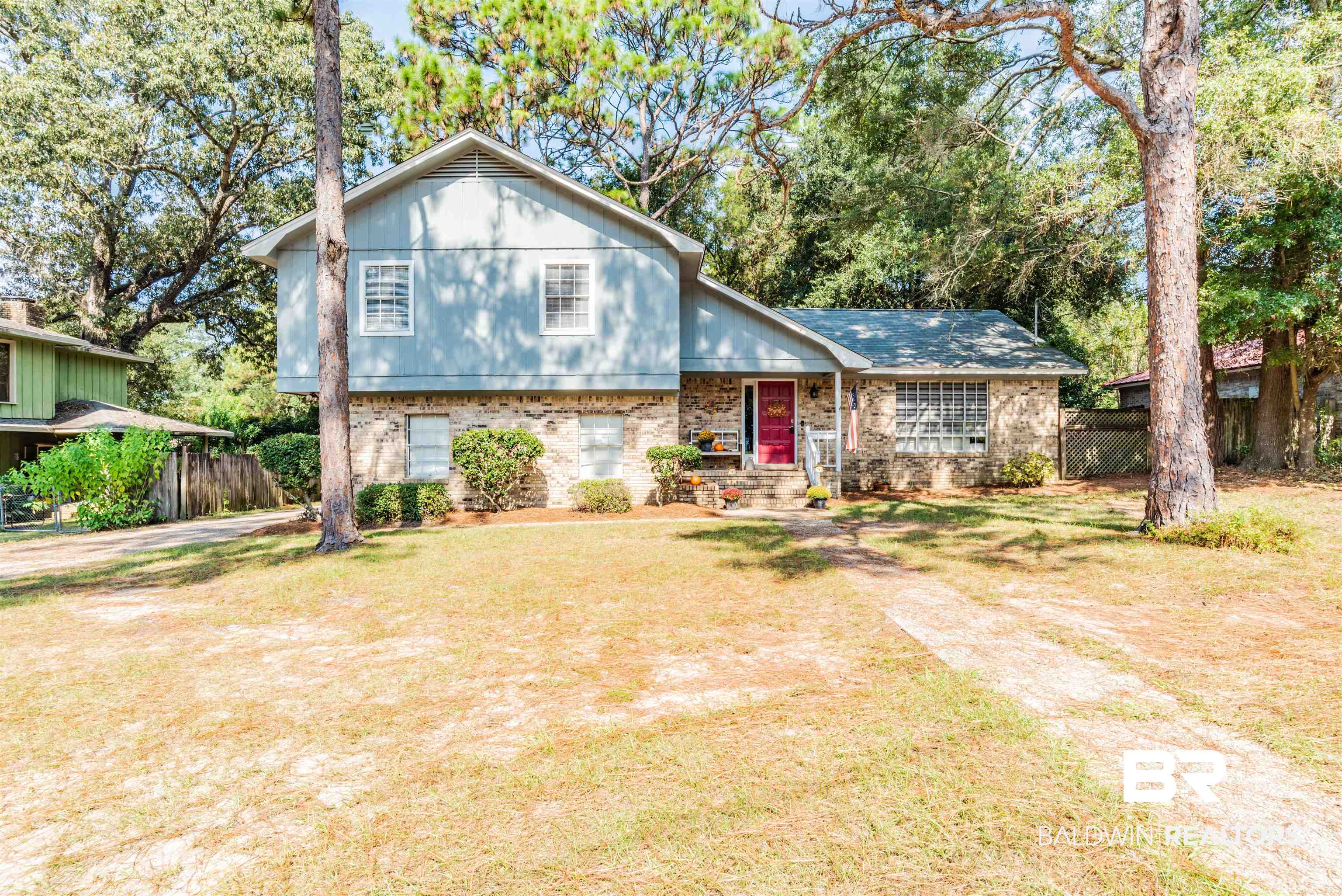 139 Ridgewood Drive Daphne, AL 36526 - Photo 2 of 34