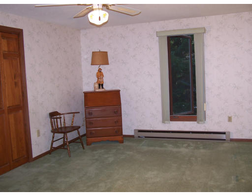 51 Shore Road North Brookfield, MA 01535 - Photo 11 of 14 Gallery Image 11