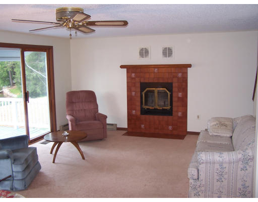 51 Shore Road North Brookfield, MA 01535 - Photo 8 of 14 Gallery Image 8