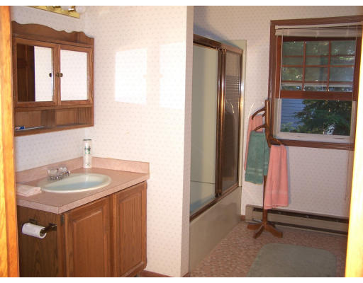 51 Shore Road North Brookfield, MA 01535 - Photo 10 of 14 Gallery Image 10