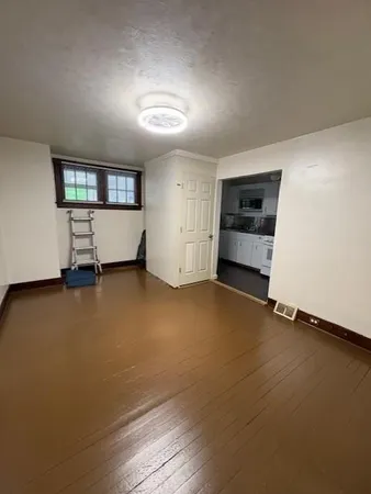 $1,600 | 906 Kable Way, Coraopolis, PA 15108