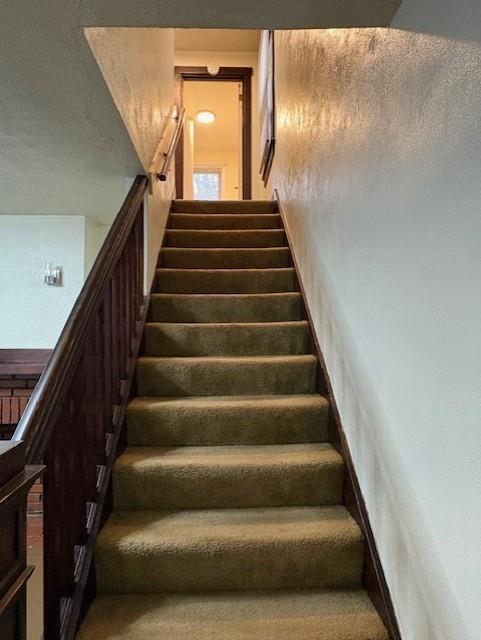 906 Kable Way Coraopolis, PA 15108 - Photo 6 of 10