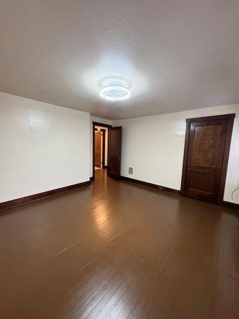 906 Kable Way Coraopolis, PA 15108 - Photo 8 of 10 Primary Bedroom