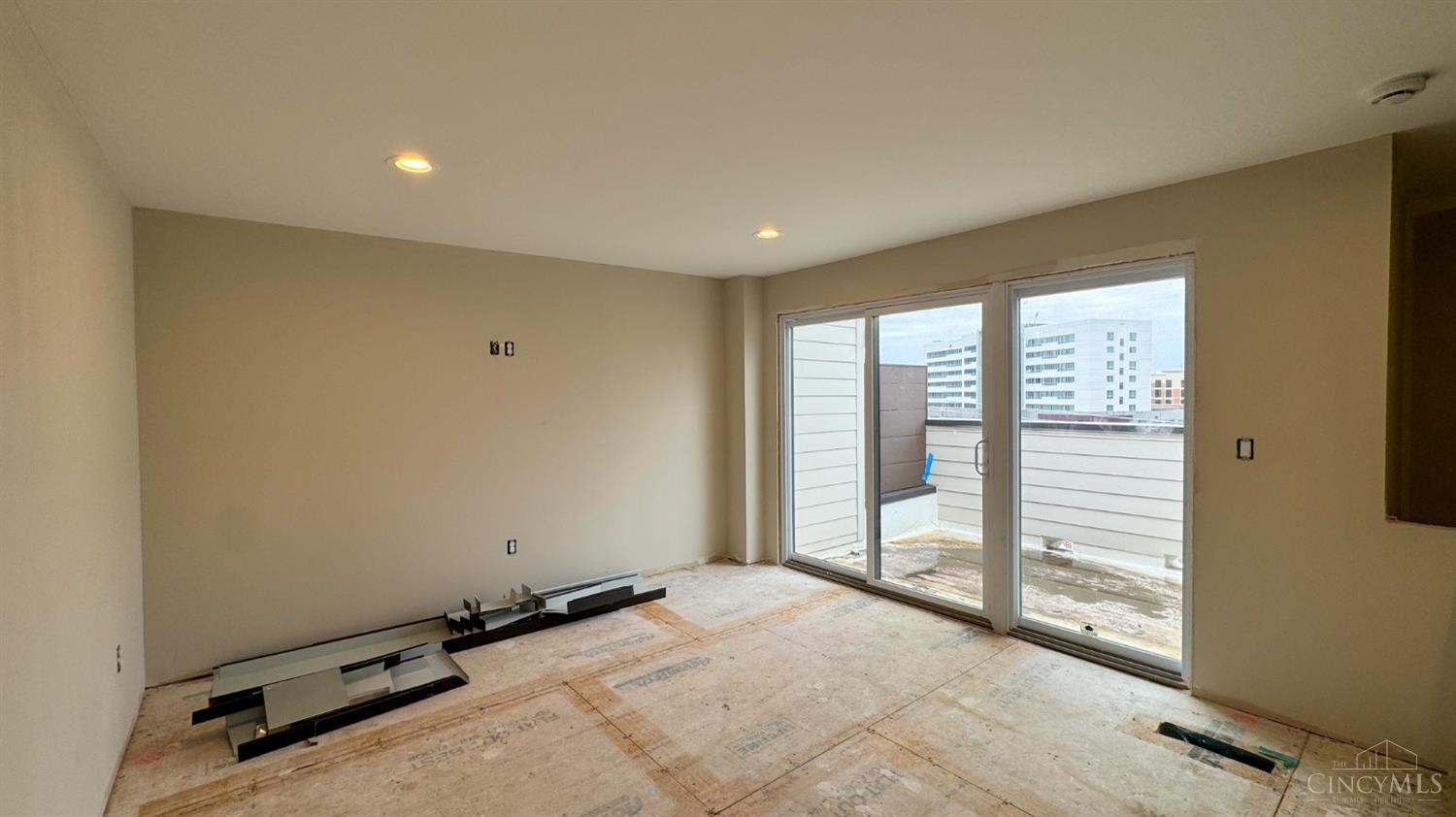3908 Edwards Road, Unit B Cincinnati, OH 45209 - Photo 19 of 21