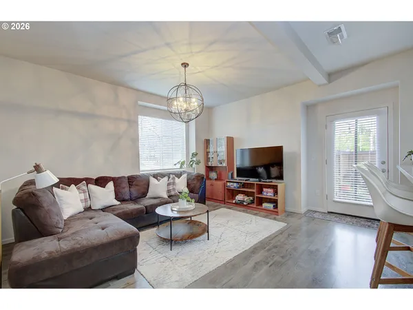 $399,000 | 2398 Southeast Palmquist Road, Gresham, OR 97080