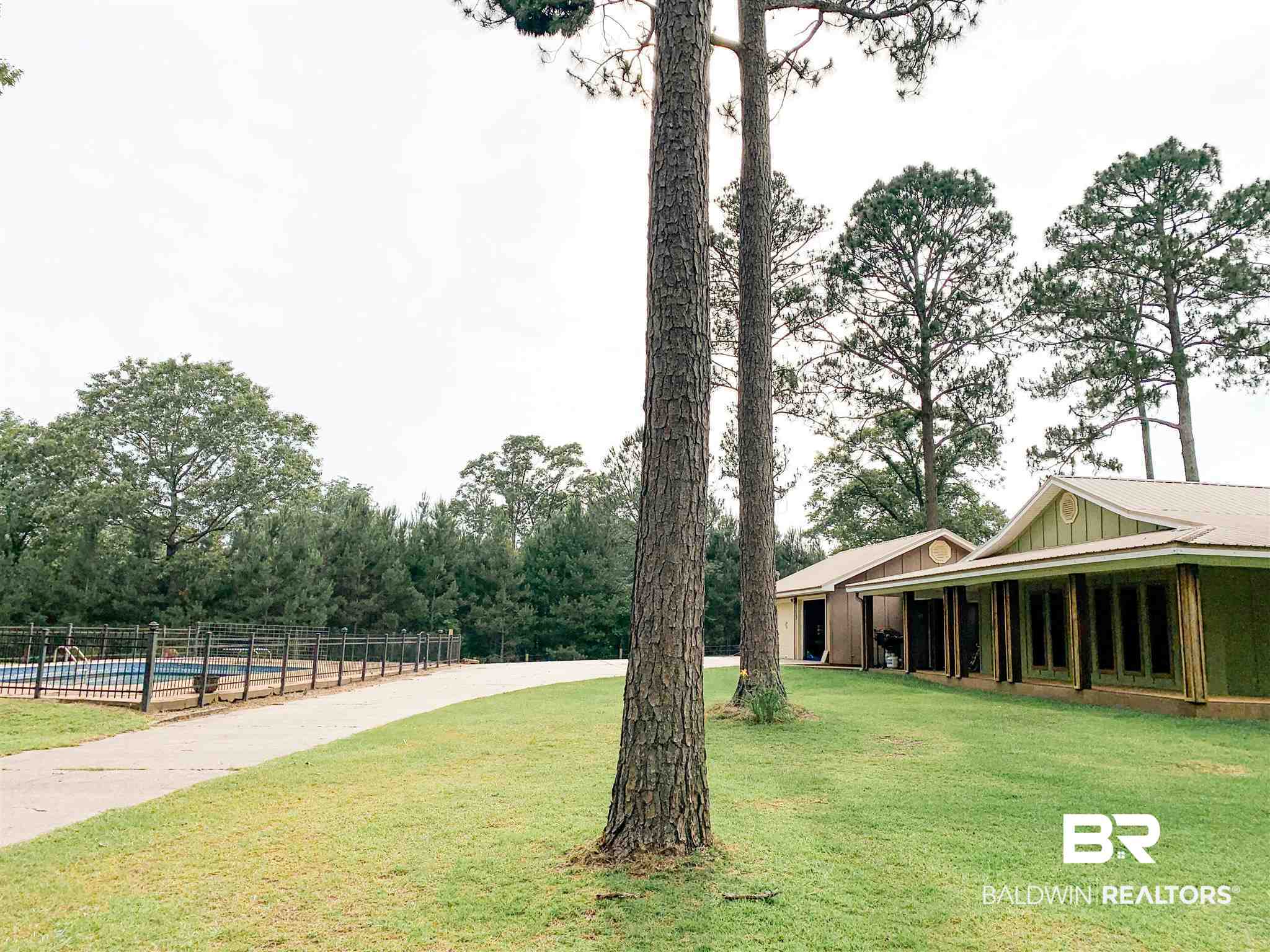328 Sentry Drive Millry, AL 36558 - Photo 4 of 31