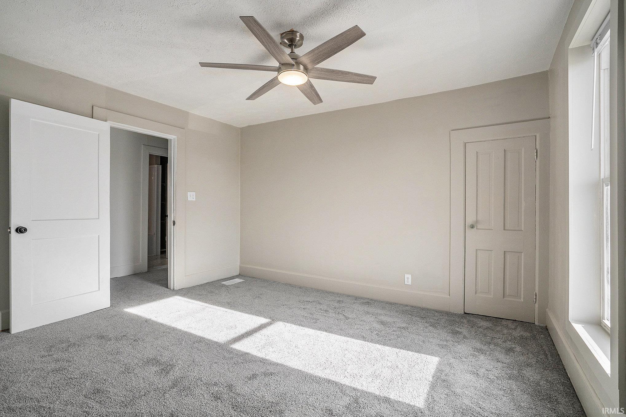 201 College Street South Bend, IN 46628 - Photo 18 of 27