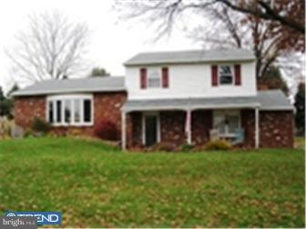58 East Robin Road Southampton, PA 18966 - Photo 1 of 12 Exterior