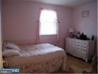 58 East Robin Road Southampton, PA 18966 - Photo 10 of 12 Bedroom 3