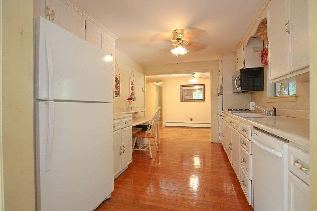 7 Kiberd Drive Chelmsford, MA 01863 - Photo 17 of 28