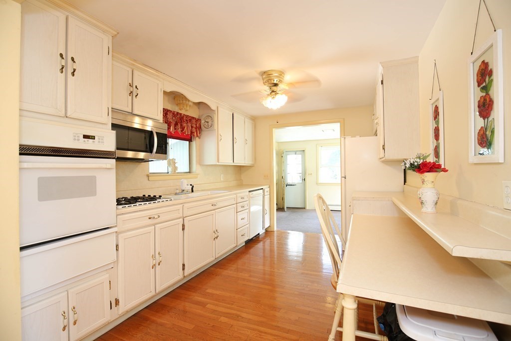 7 Kiberd Drive Chelmsford, MA 01863 - Photo 18 of 28