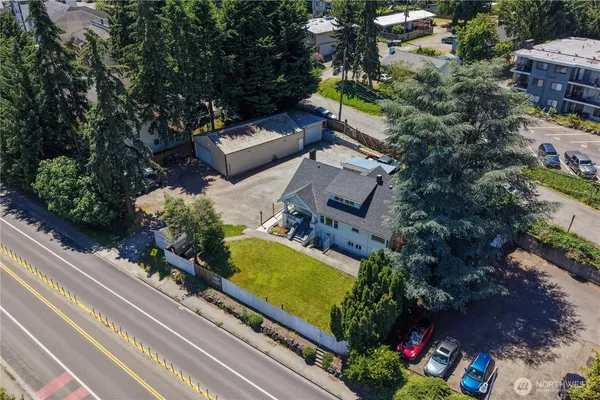 $1,750,000 | 13025 Ambaum Boulevard Southwest, Unit A & B, Burien, WA 98146