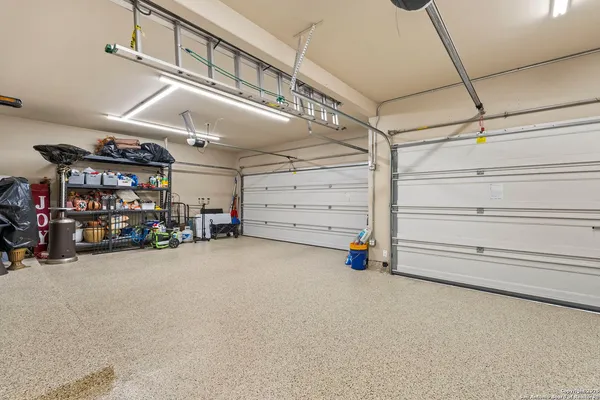 a view of an house with swimming pool