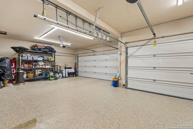 a view of an house with swimming pool