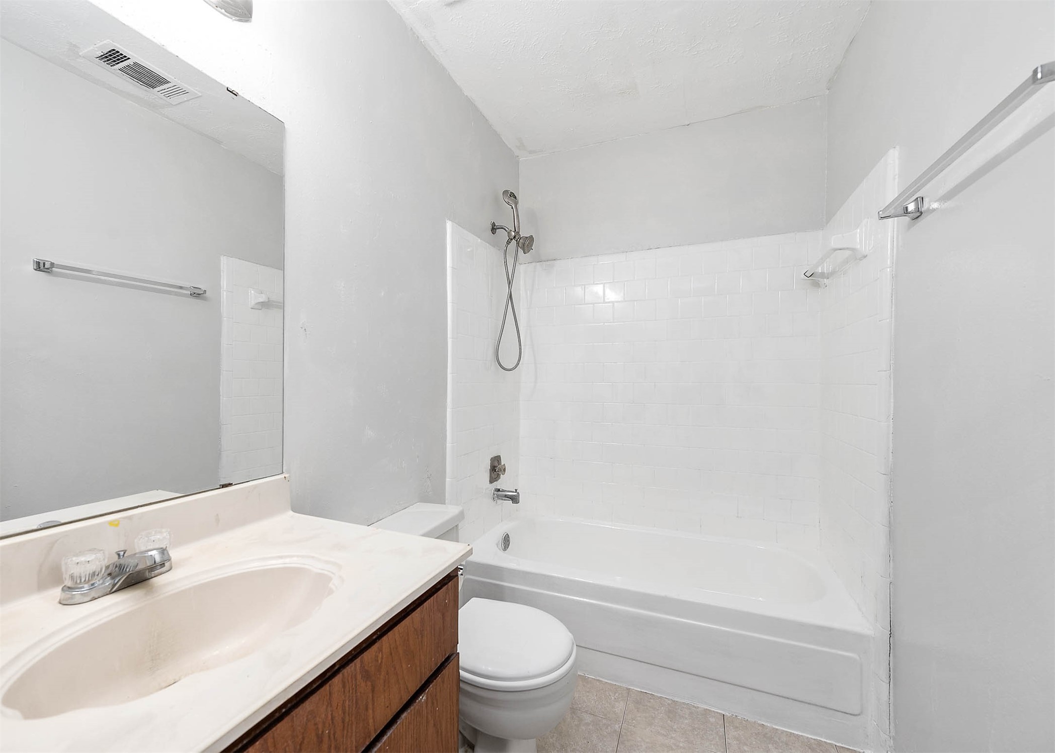 3423 Nutwood Lane Spring, TX 77389 - Photo 14 of 20 a bathroom with a sink a toilet and shower
