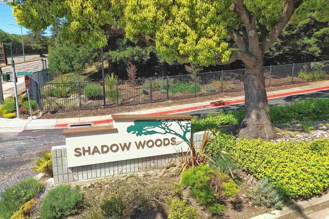 $515,000 | 510 Canyon Oaks Drive, Unit C, Oakland, CA 94605