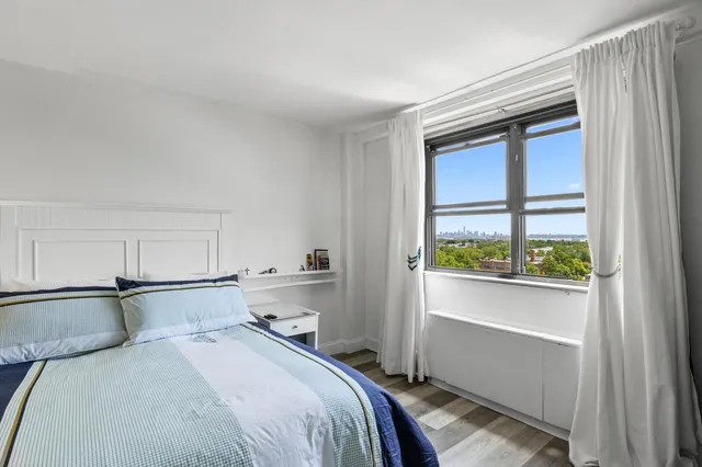 $259,000 | 1225 John F. Kennedy Boulevard, Unit 12J, Bayonne, NJ 07002